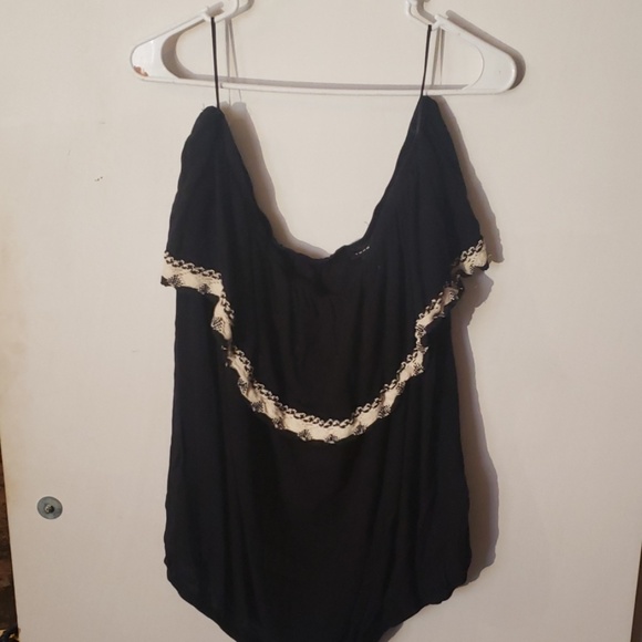 Torrid crochet tube top - Picture 2 of 5